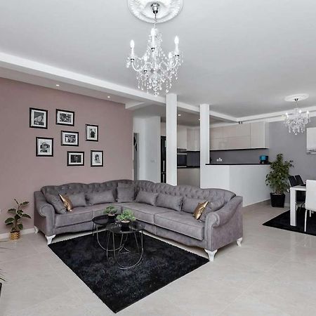 מאקרסקה Luxurious Apartment Nino מראה חיצוני תמונה