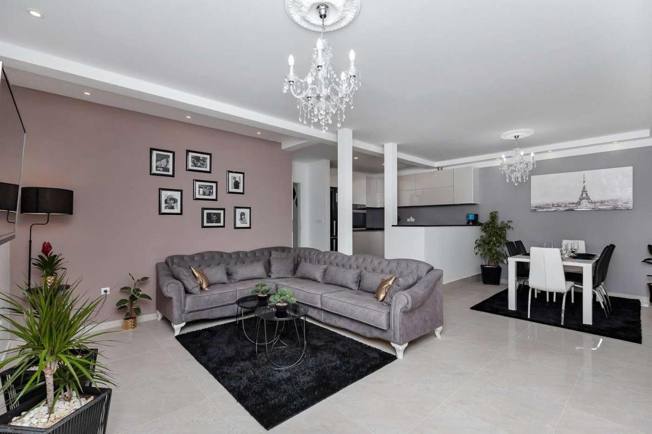 מאקרסקה Luxurious Apartment Nino מראה חיצוני תמונה