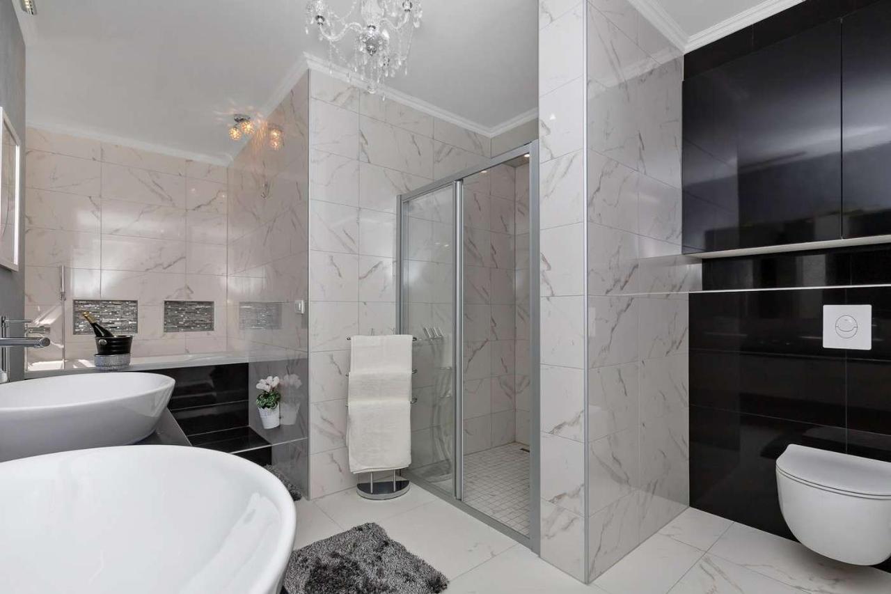 מאקרסקה Luxurious Apartment Nino מראה חיצוני תמונה